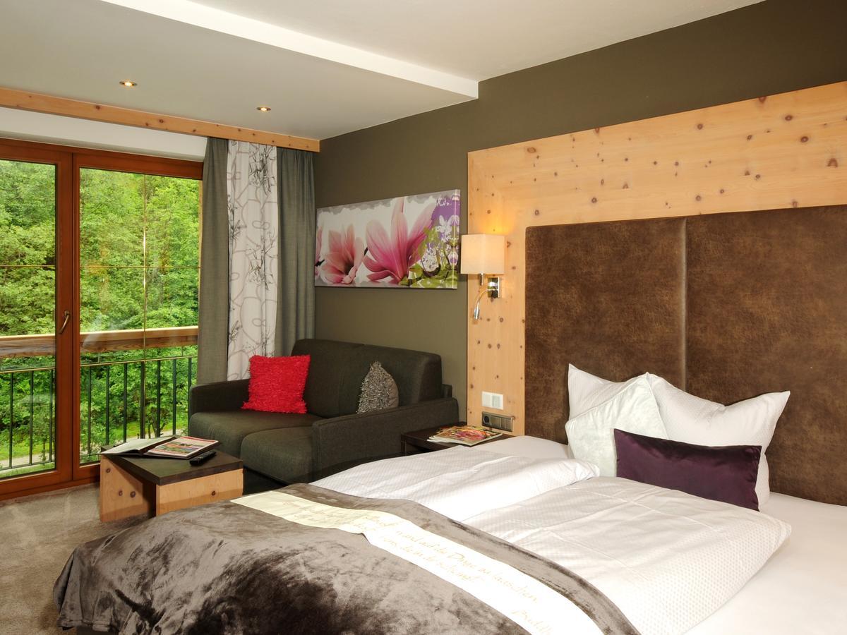 Hotel Burgschrofn Tux Eksteriør billede